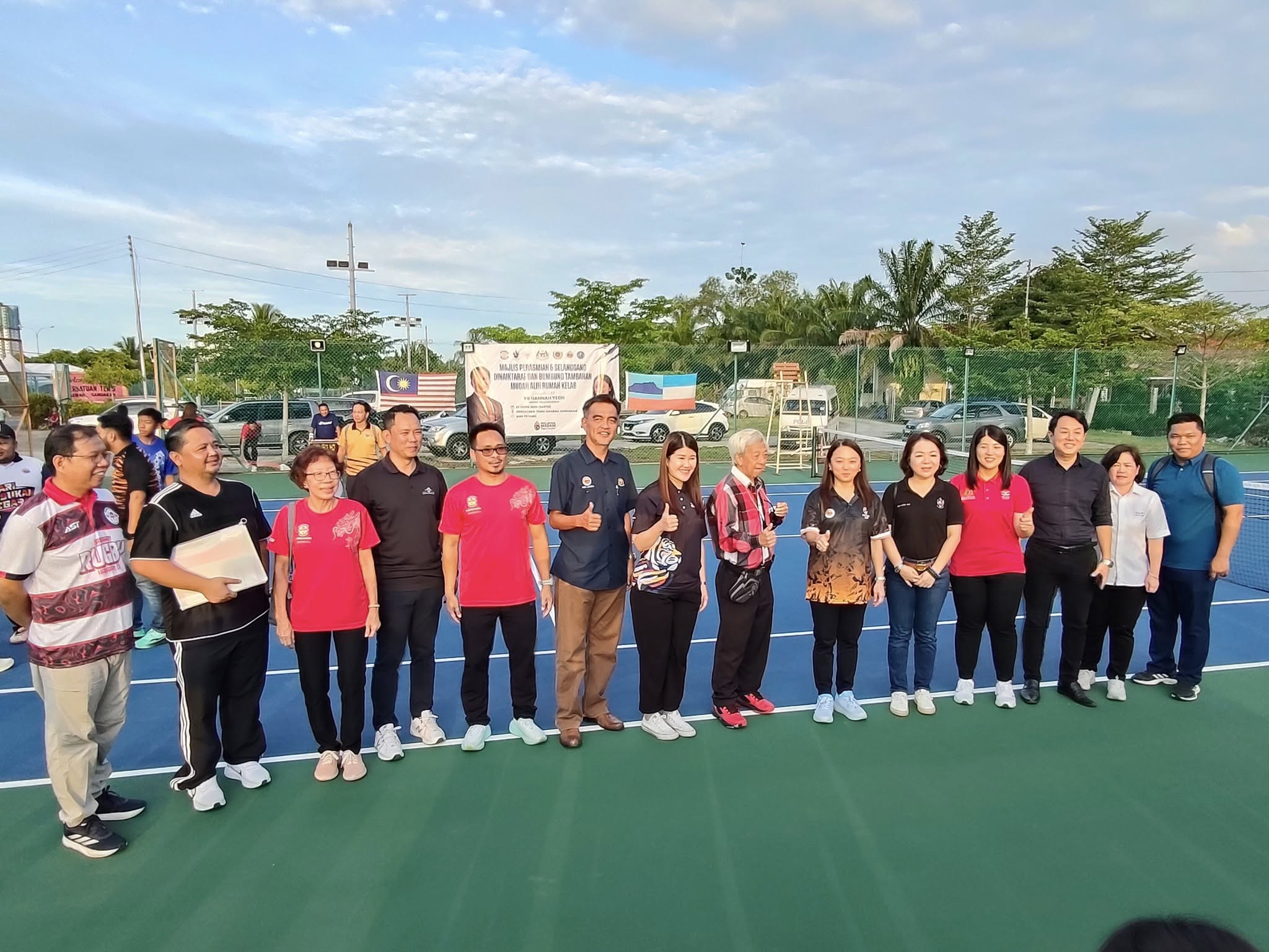 MAJLIS PERASMIAN PENYERAHAN PROJEK MENAIKTARAF GELANGGANG TENIS DAERAH SANDAKAN